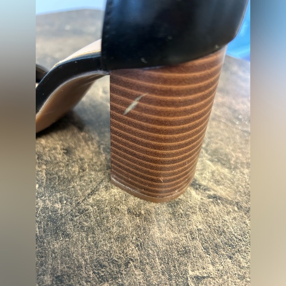 Kelly & Katie Block Heels - Picture 3 of 4